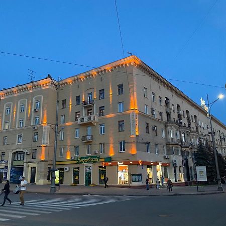 Modern Luxury Studio In The Center Of Kharkiv At Konstitutsii Square Luaran gambar