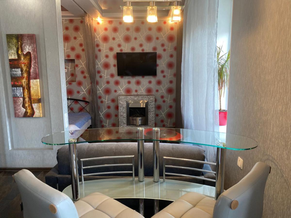 Modern Luxury Studio In The Center Of Kharkiv At Konstitutsii Square Luaran gambar
