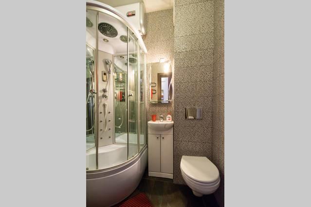 Modern Luxury Studio In The Center Of Kharkiv At Konstitutsii Square Luaran gambar