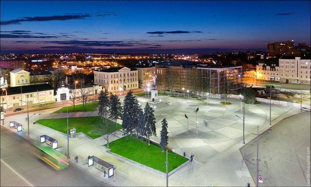 Modern Luxury Studio In The Center Of Kharkiv At Konstitutsii Square Luaran gambar