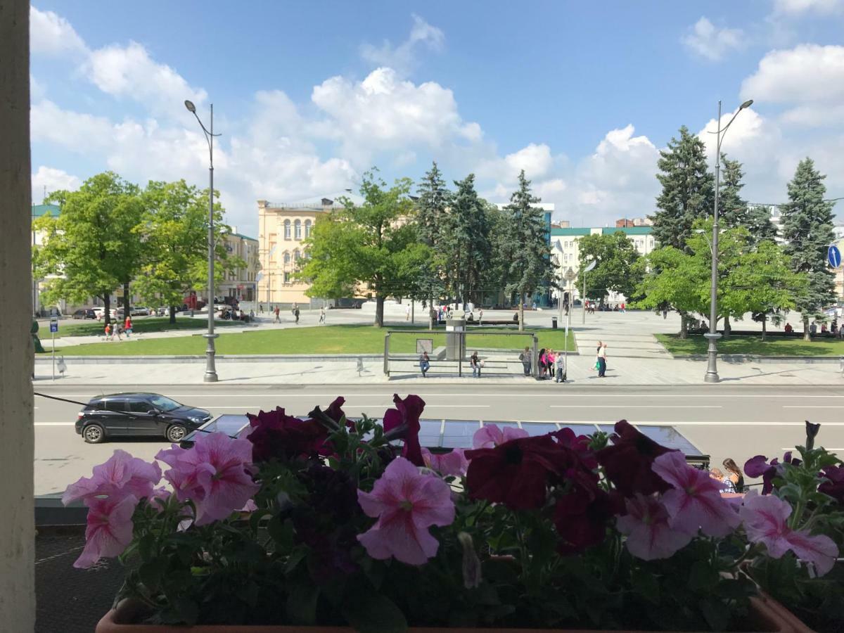 Modern Luxury Studio In The Center Of Kharkiv At Konstitutsii Square Luaran gambar