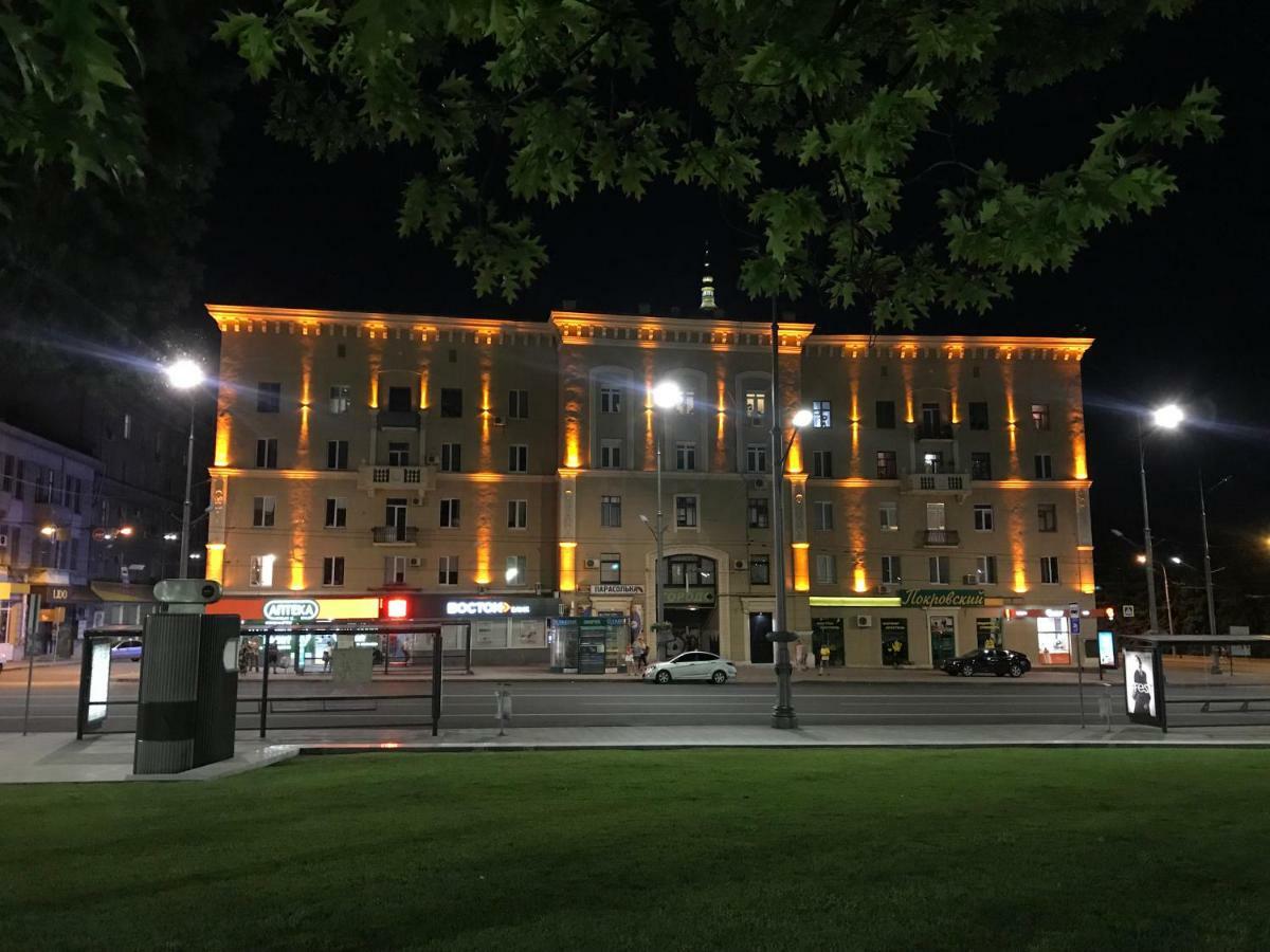 Modern Luxury Studio In The Center Of Kharkiv At Konstitutsii Square Luaran gambar
