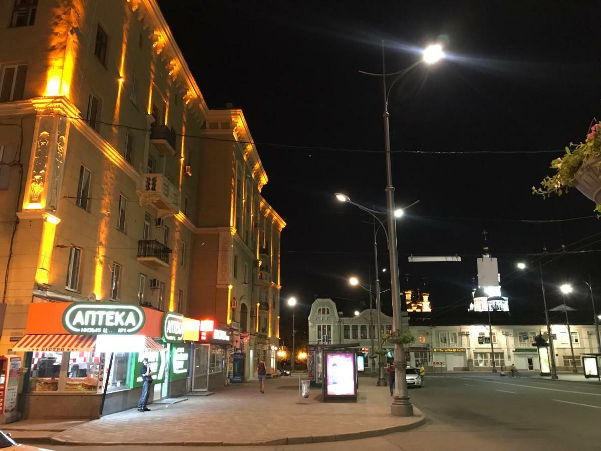 Modern Luxury Studio In The Center Of Kharkiv At Konstitutsii Square Luaran gambar